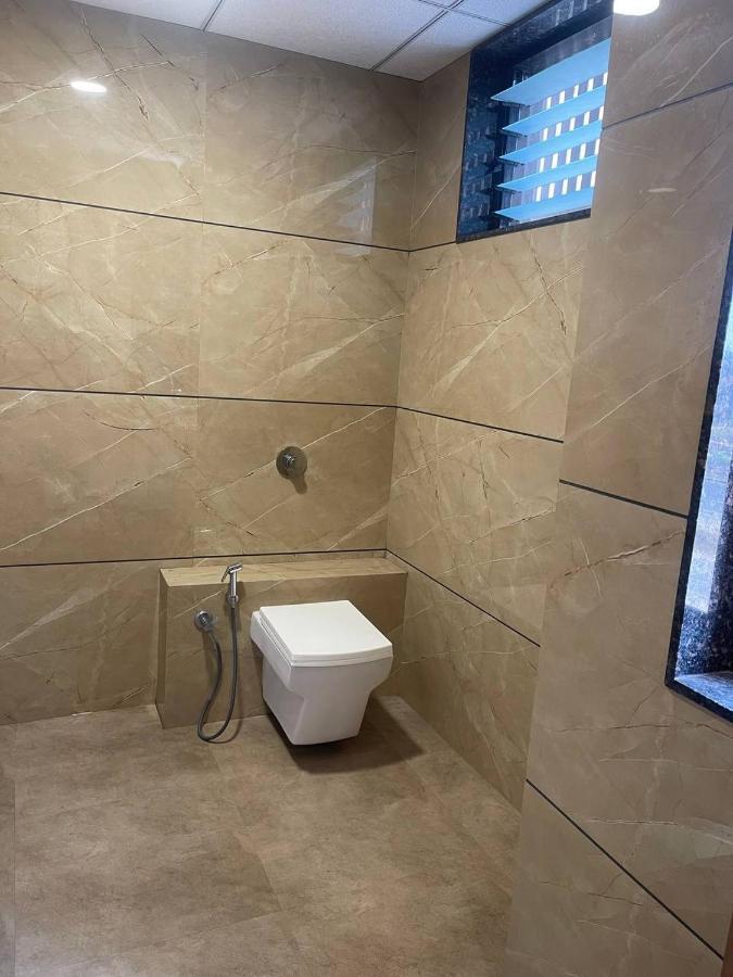 Hotel Nilkanth Navsari Zewnętrze zdjęcie