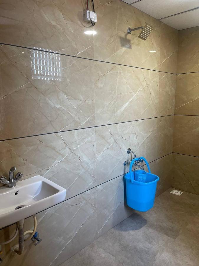 Hotel Nilkanth Navsari Zewnętrze zdjęcie